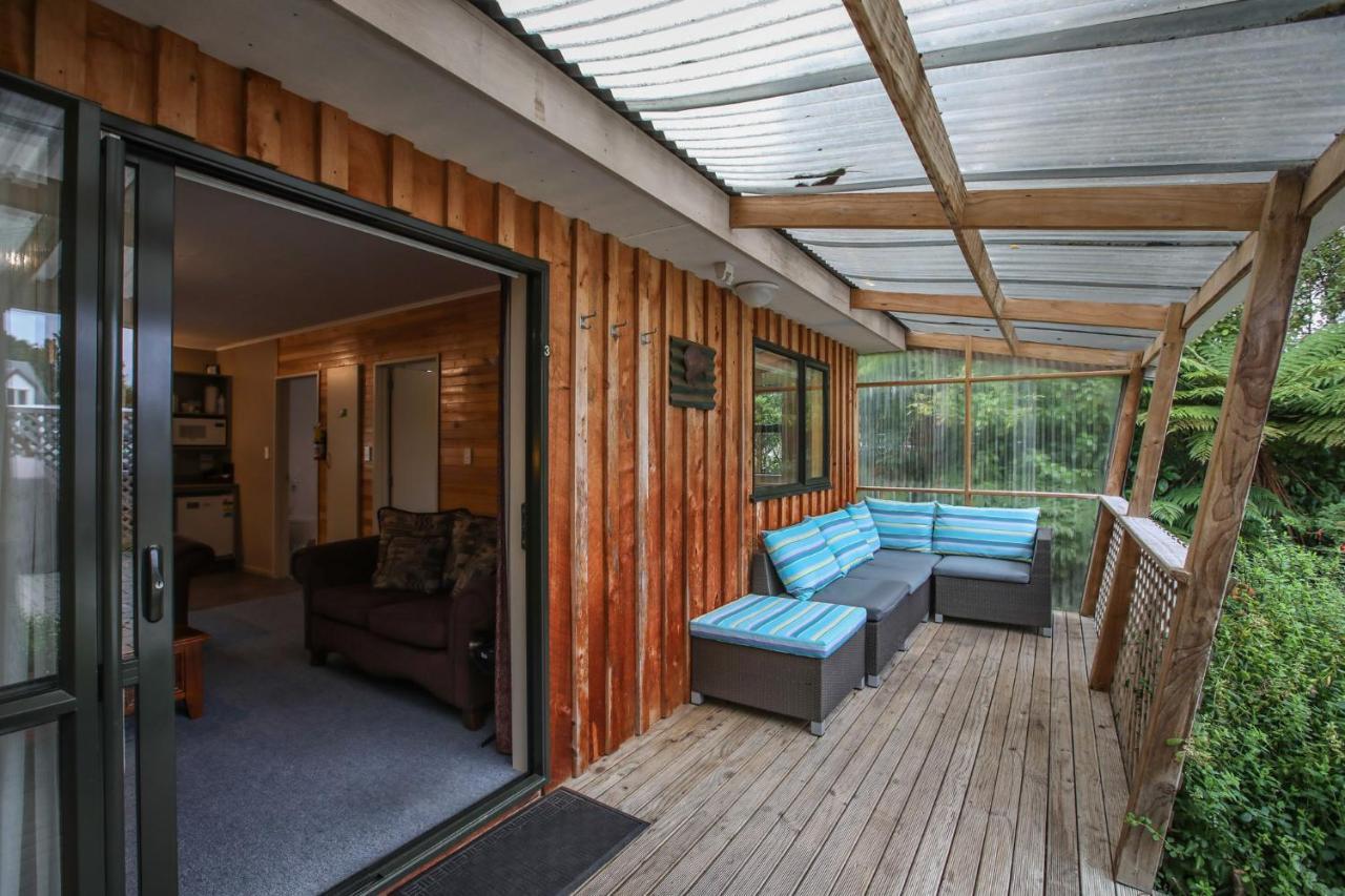 Kaka Retreat Motel, Stewart Island Half-moon Bay Eksteriør billede